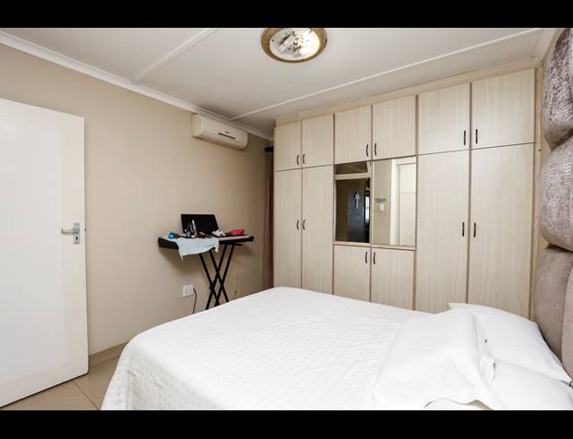 3 BEDROOM APARTMENT FOR SALE IN LA MERCY
